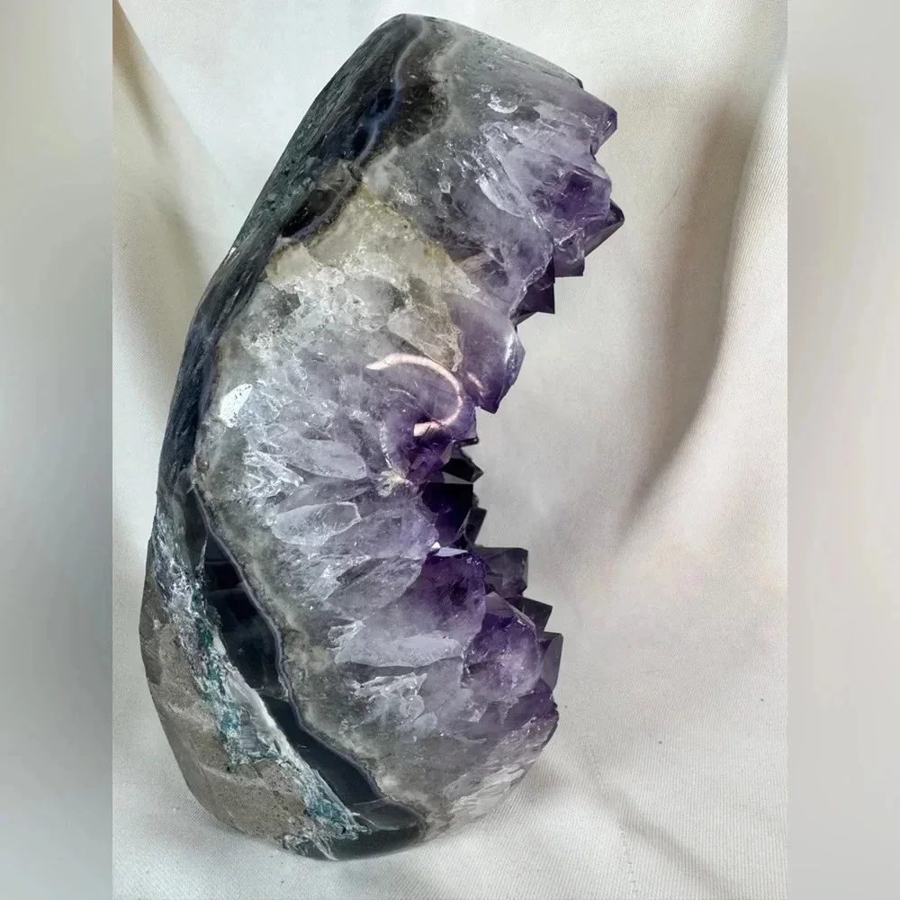 Brazilian Amethyst Juicy Grape Jelly Points 🍇 Cutbase Display Statement Piece - Picture 9 of 11